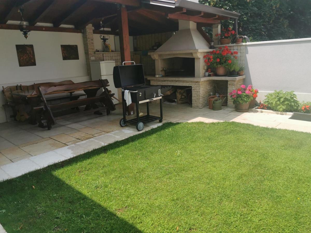 Apartments Slisko Poreč Exterior foto