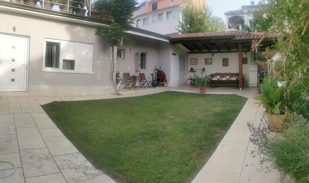 Apartments Slisko Poreč Exterior foto